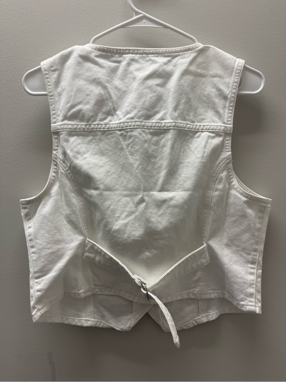 AE Button-Up Crop Vest, Sz L - Picture 2 of 3